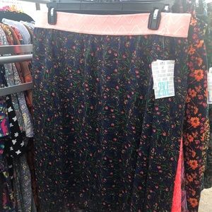 2XL Lularoe Lola